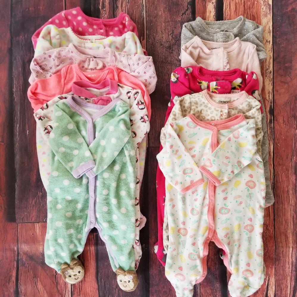Lot of 12 baby girl sleeper 0 to 3 month